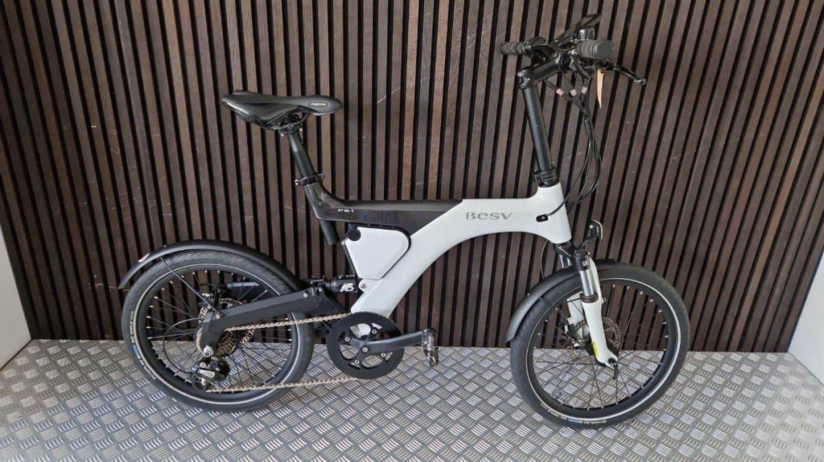 BESV PS1 witte vouwfiets 54 cm, ingevouwen positie