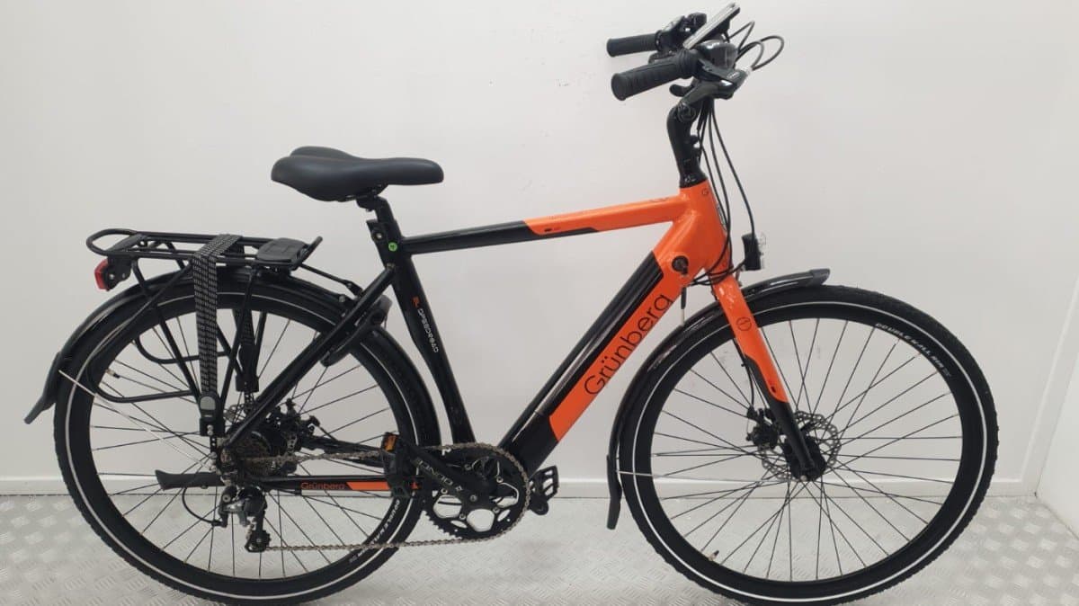 Grünberg Speed Road E-bike 28 zwart/oranje, stadsfiets met Bafang achterwielmotor