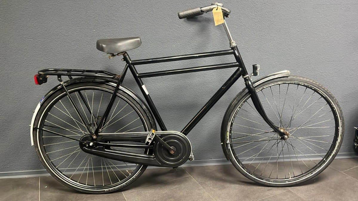Merkloos Herenfiets zwart 61 cm framemaat 28 inch wielen