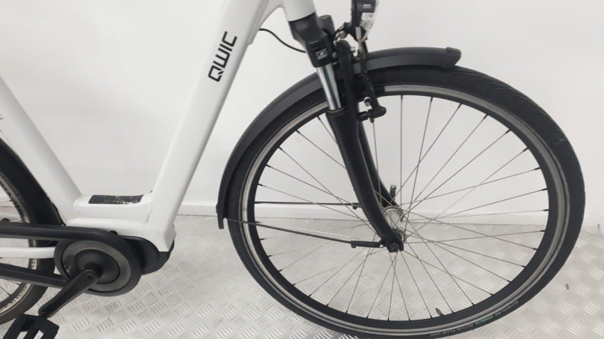 Tweedehands QWIC Premium fn7 stadsfiets bafang middenmotor 55 cm foto 2