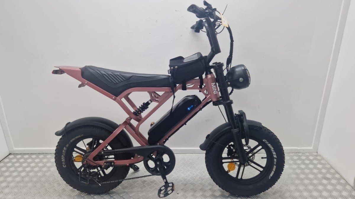 QM Wheel V20 Mini roze elektrische fatbike 16 inch tweedehands