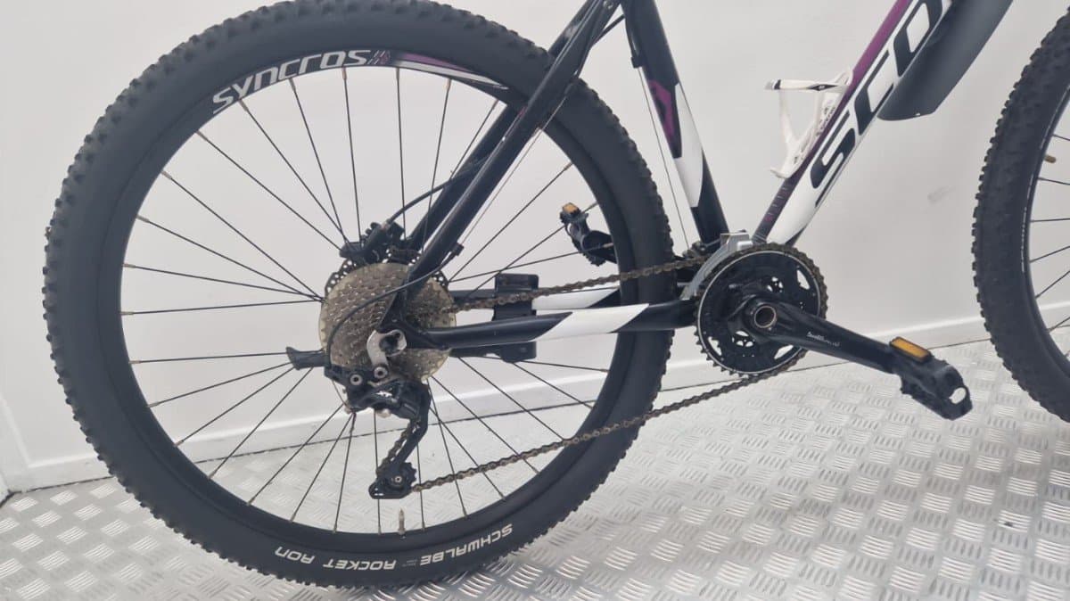 Tweedehands Scott Contessa scale 710 mountainbike 27 50 cm foto 2
