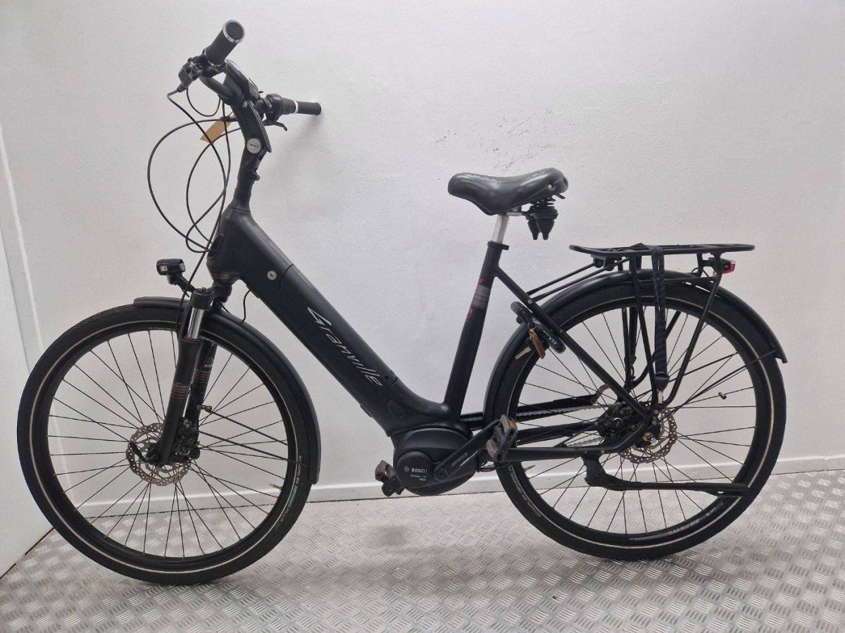 Tweedehands Granville E-Excellence stadsfiets bosch middenmotor 500wh 56 cm foto 2