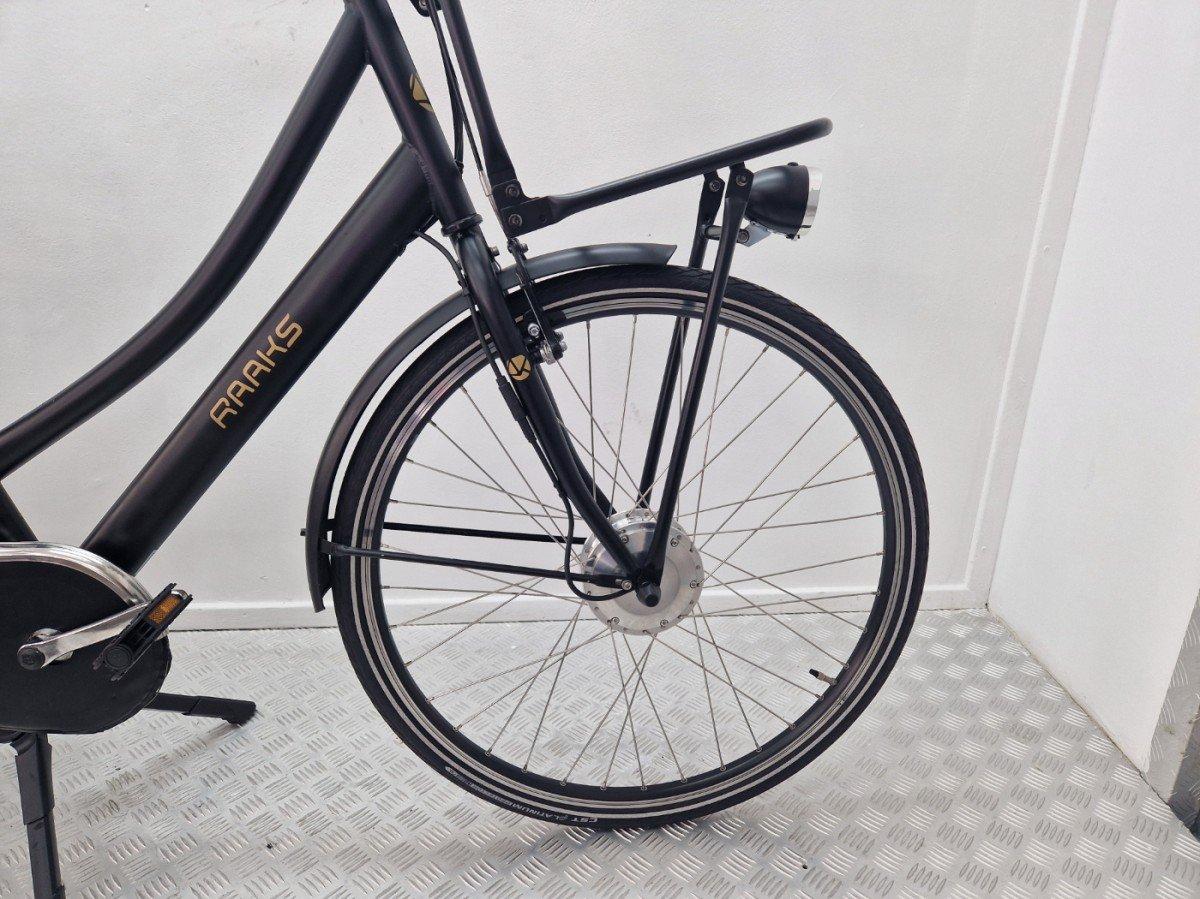 Tweedehands Raaks Moxy elektrische transportfiets voorwielmotor 460wh 50 cm foto 3