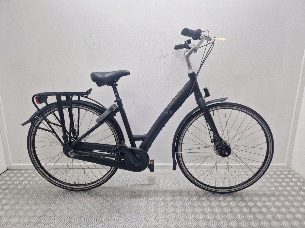 Giant Chill stadsfiets 46 cm zwart, tweedehands, vooraanzicht