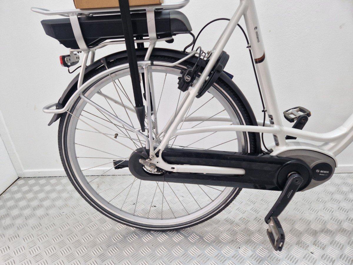 Tweedehands Batavus Milano e-Go® 400wh e-Bike bosch middenmotor 61 cm foto 2