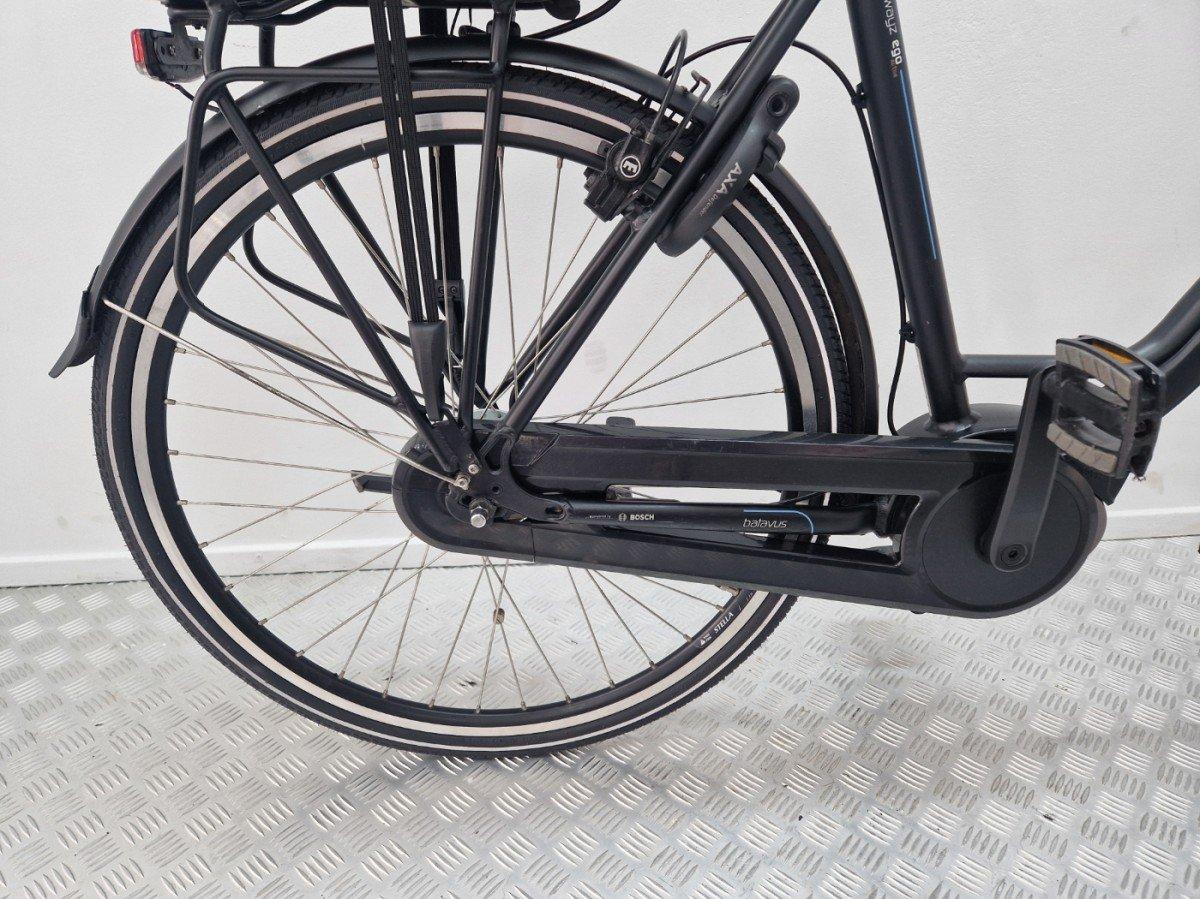 Tweedehands Batavus Wayz e-Go active plus bosch middenmotor 400wh 58 cm foto 2