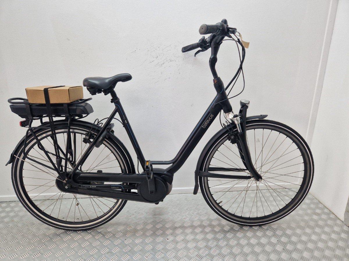 Batavus Wayz E-go Active Plus zwart, elektrische stadsfiets met lage instap