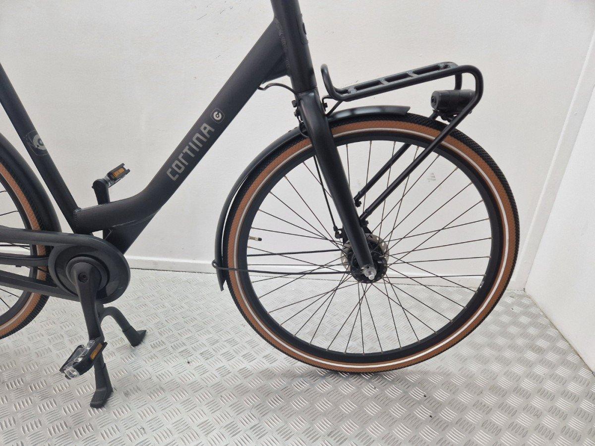 Tweedehands Cortina Comfort stadsfiets lage instap 57 cm foto 3