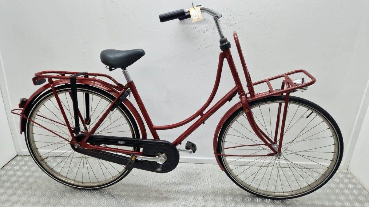 Batavus Old Dutch transportfiets 50 cm in rood, schuin aanzicht