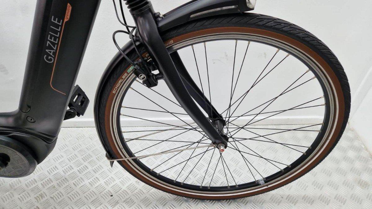 Tweedehands Gazelle Grenoble c8 e-Bike bosch middenmotor 500wh 53 cm foto 2