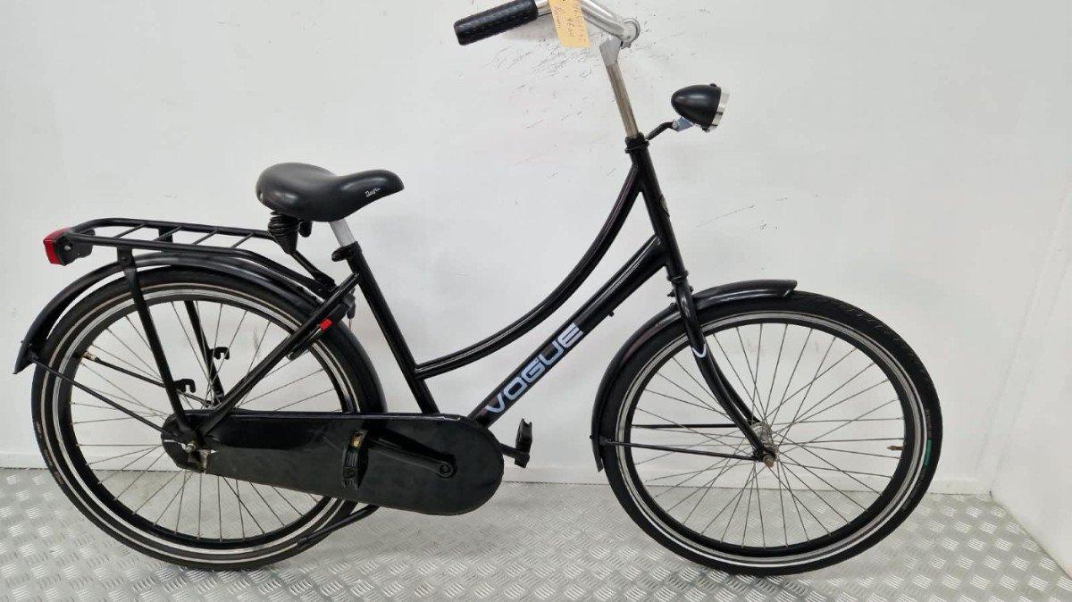 Vogue Omafiets 26 inch tweedehands kinderfiets, zwart