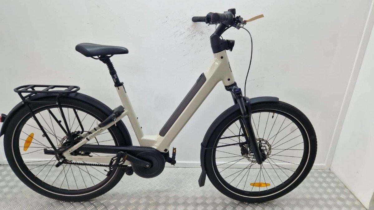 Moustache Mardi 27 beige elektrische stadsfiets met Bosch middenmotor