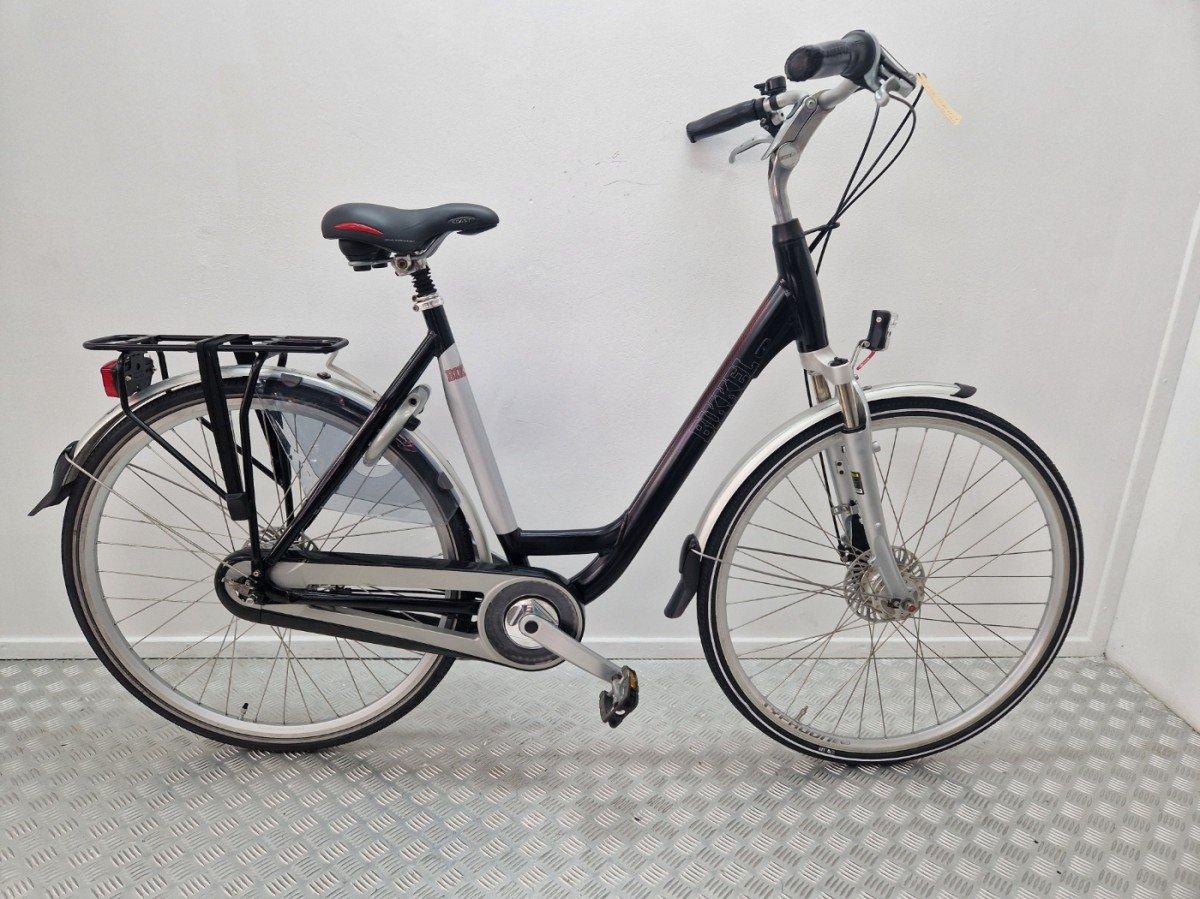 Bikkel Stadsfiets 56 cm zwart grijs met lage instap