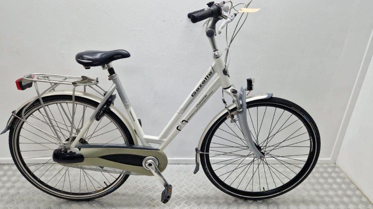 Gazelle Chamonix stadsfiets 53cm wit, vooraanzicht