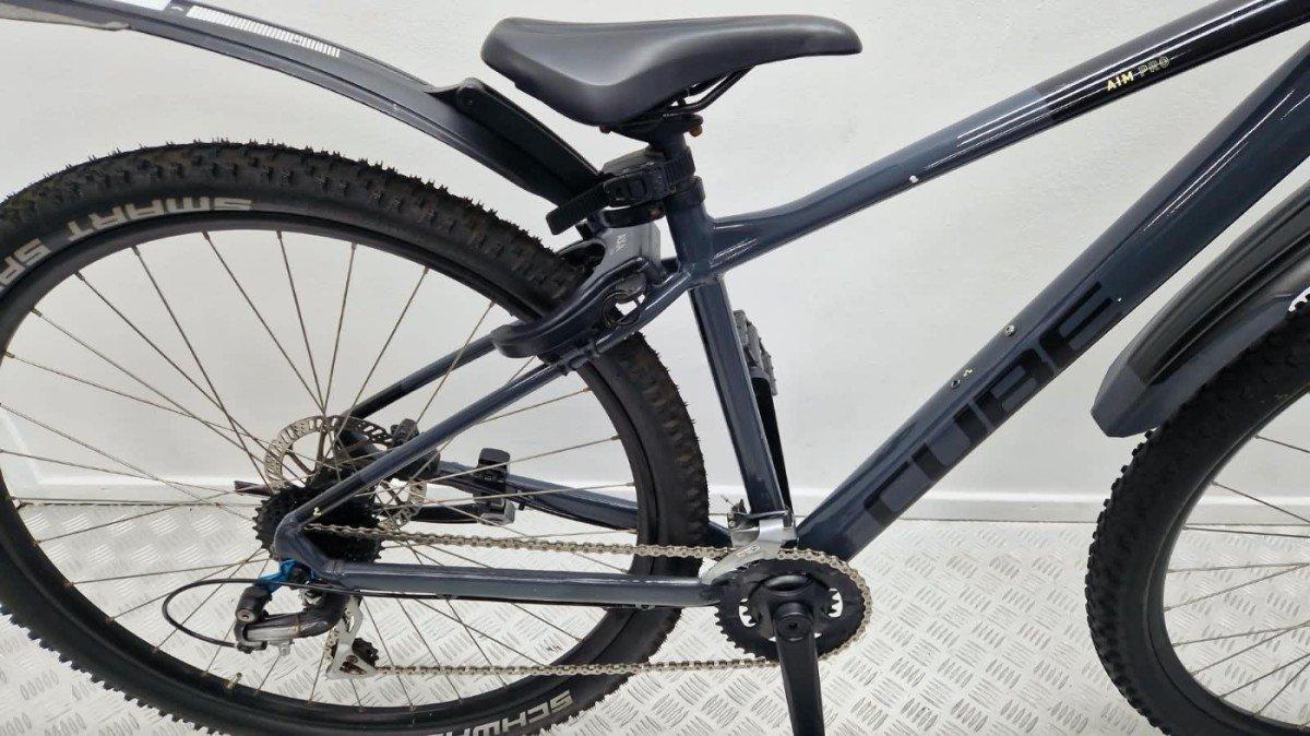 Tweedehands Cube Aim mountainbike 42 cm foto 3