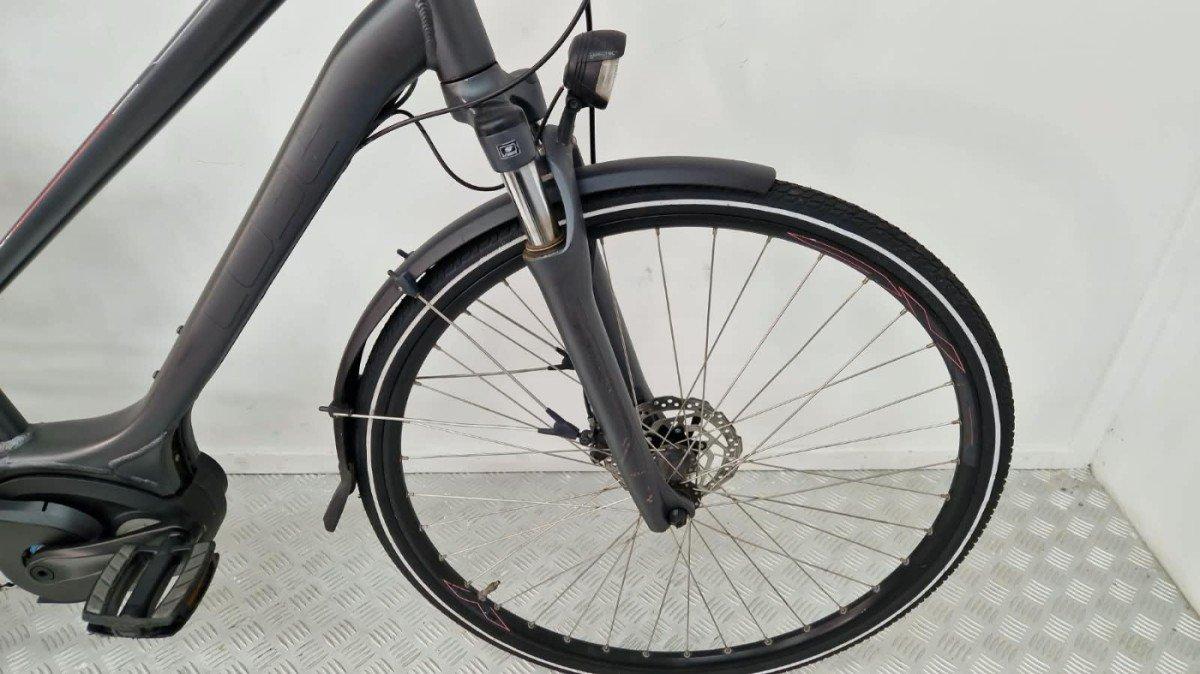 Tweedehands Cube Touring e-Bike bosch middenmotor 460wh 54 cm foto 2