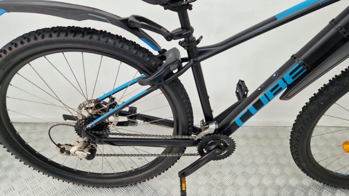 Tweedehands Cube Aim mountainbike 42 cm foto 3