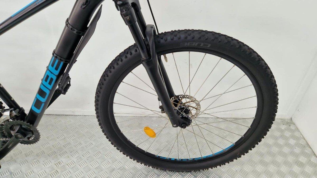 Tweedehands Cube Aim mountainbike 42 cm foto 2