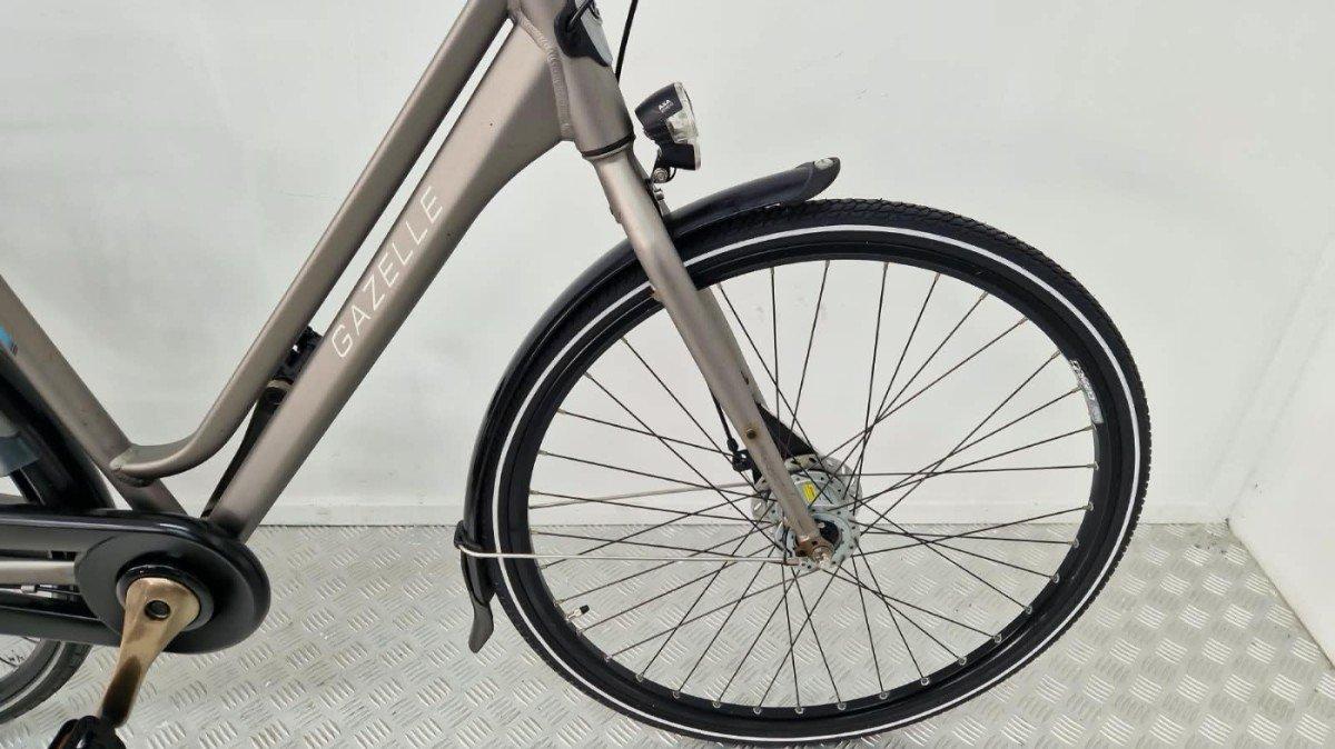 Tweedehands Gazelle Vento c7 stadsfiets 53 cm foto 2