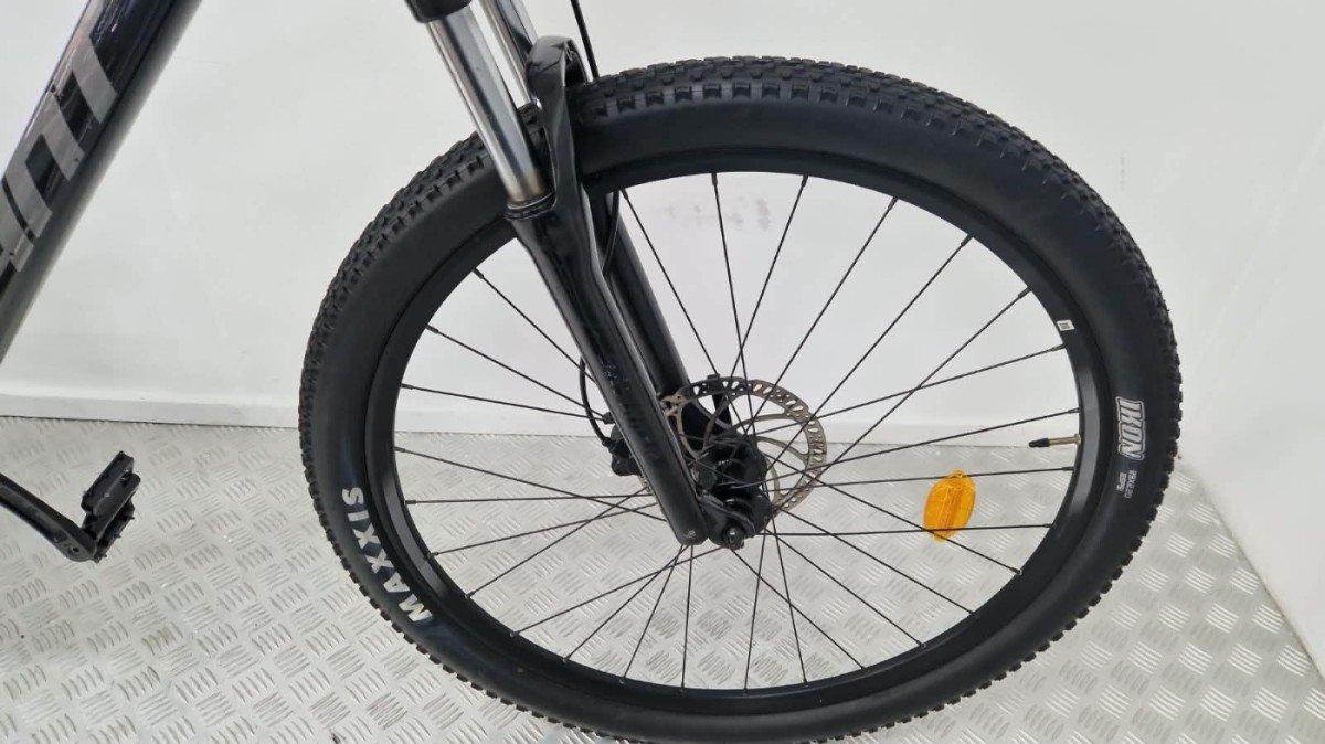 Tweedehands Giant Mountainbike 45 cm foto 2