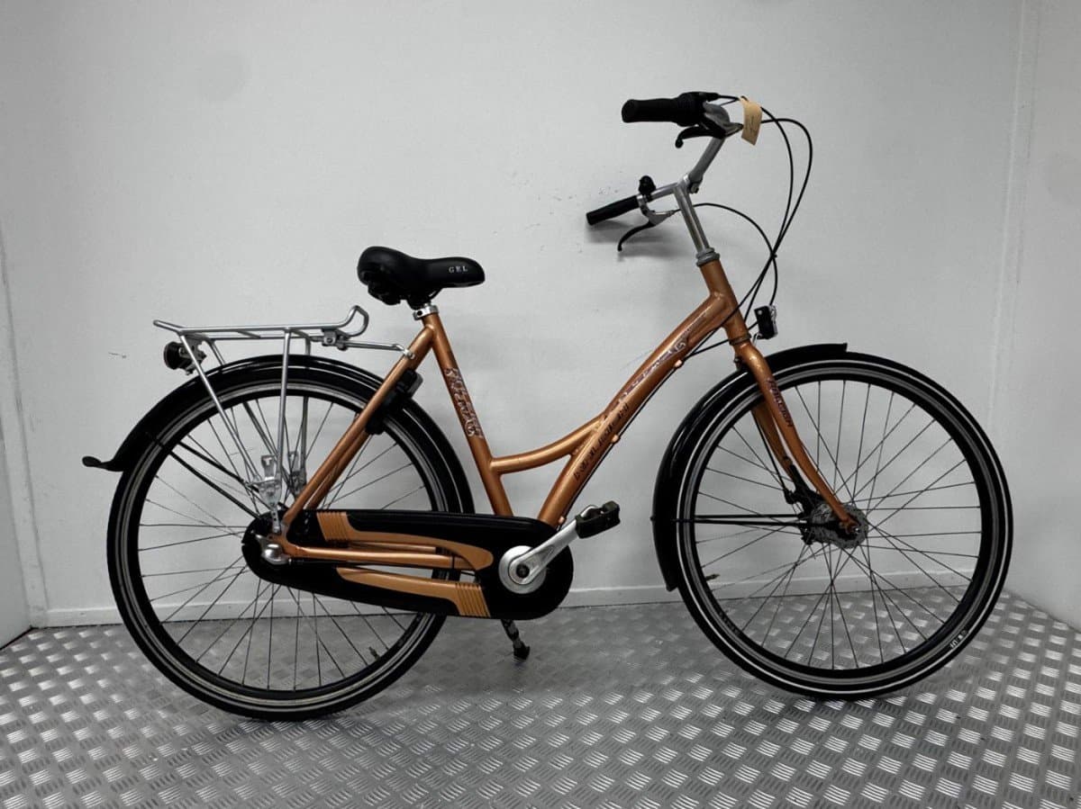 Raleigh Strike 53 cm oranje stadsfiets, vooraanzicht