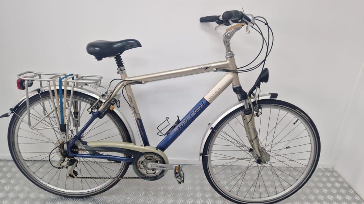 Raleigh stadfiets 55 cm frame blauw goud 28 inch wielen