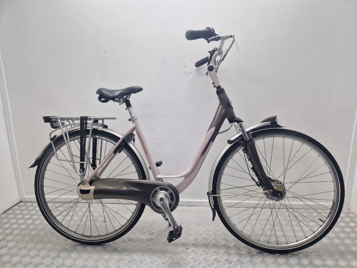Gazelle Orange Xtra Innergy crèmewitte stadsfiets 50 cm tweedehands