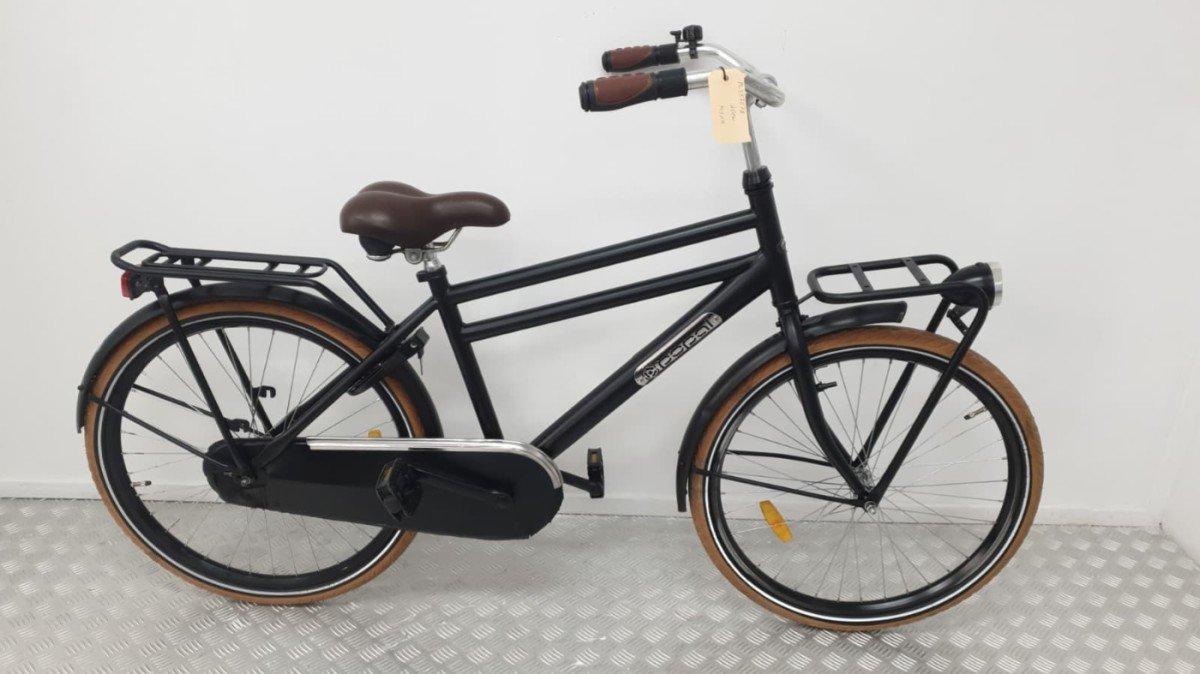 Popal Transportfiets 24 inch zwart, tweedehands kinderfiets met voorreksje