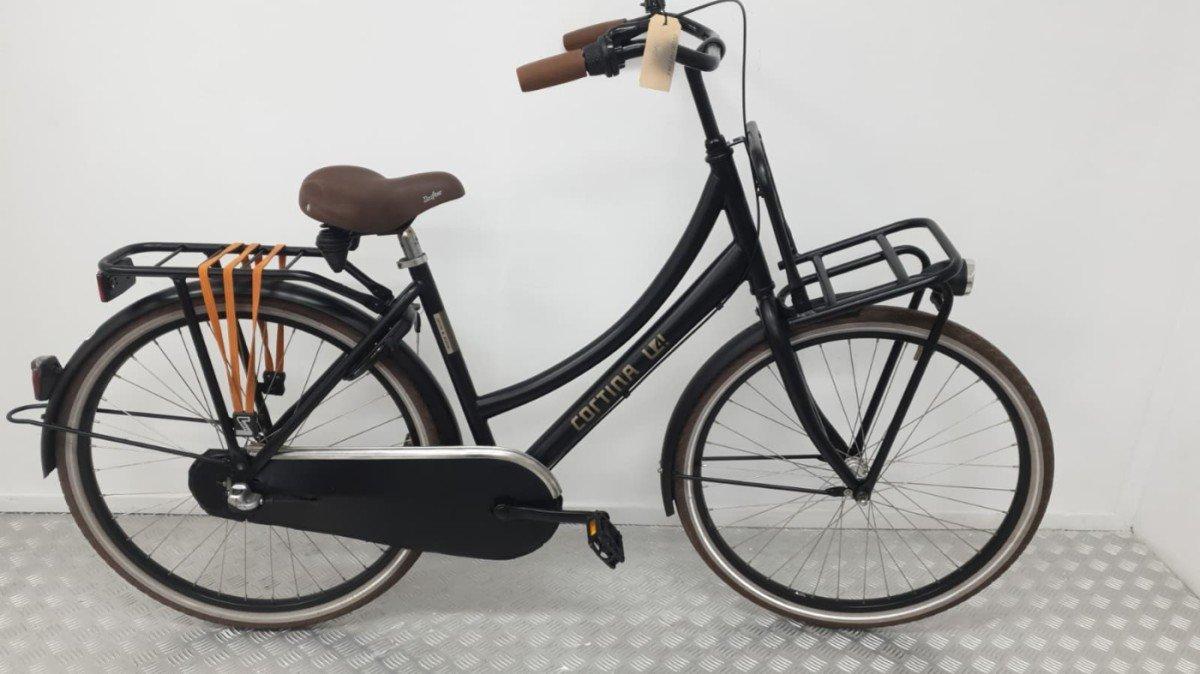 Cortina U4 26 inch tweedehands kinderfiets in zwart, framehoogte 46 cm