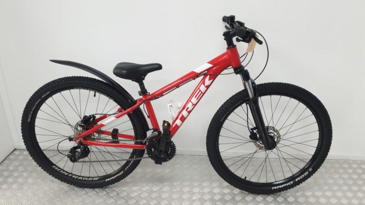 Trek Marlin mountainbike 29 inch in rood, zijkant