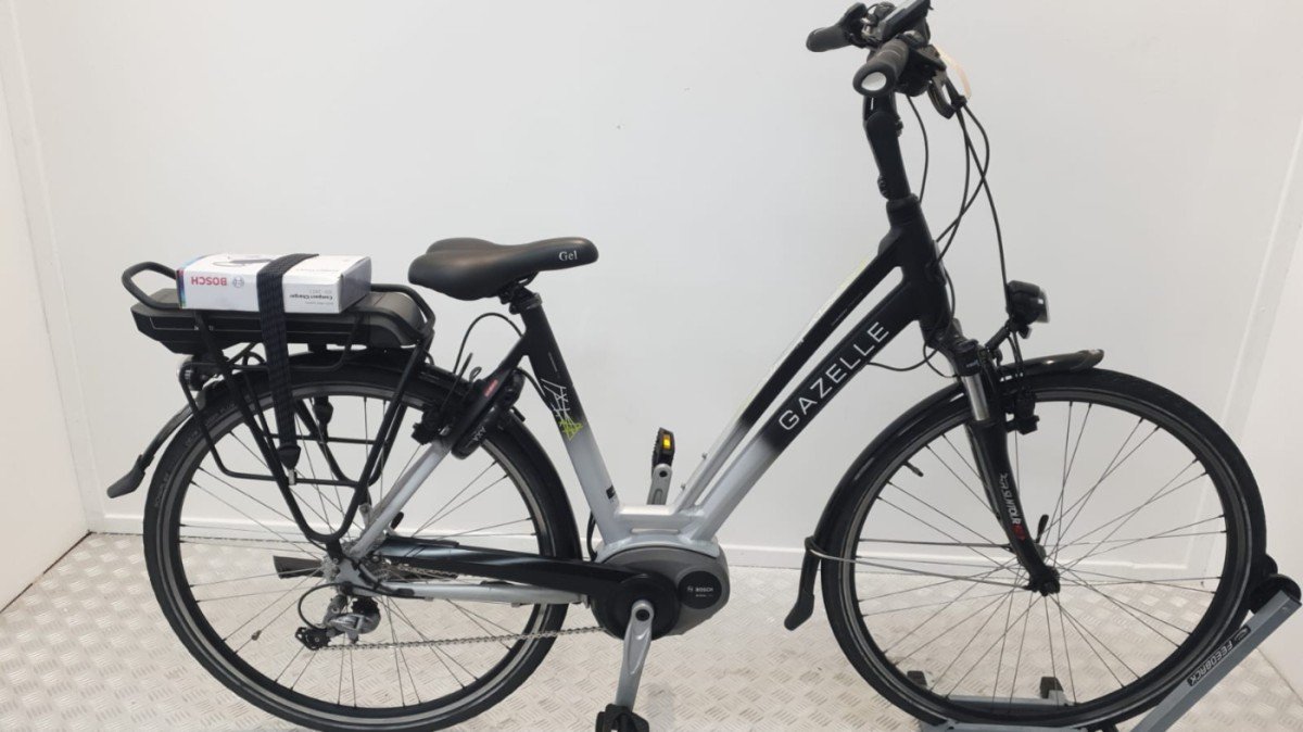 Gazelle chamonix | Gebruikt | 6 maanden garantie | 28 inch-53 cm-Zwartwit