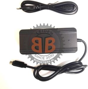 Stella Type 2 e-bike oplader 42V 2A met 5-polige trapezium plug voor Stella accu’s